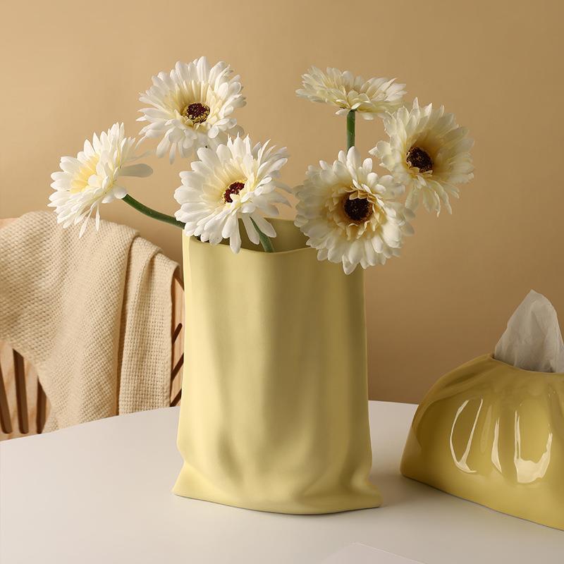 Cream Style Ceramic Vase High-End Home Living Room Flower Arrangement Entrance Desktop Decoration Paper Bag Flower Container